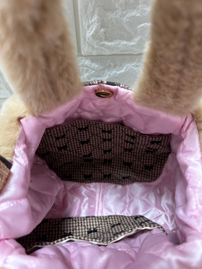 ゆ*ら様 コヤンイサムチョン　ファーバッグ　ベージュ　うさちゃん