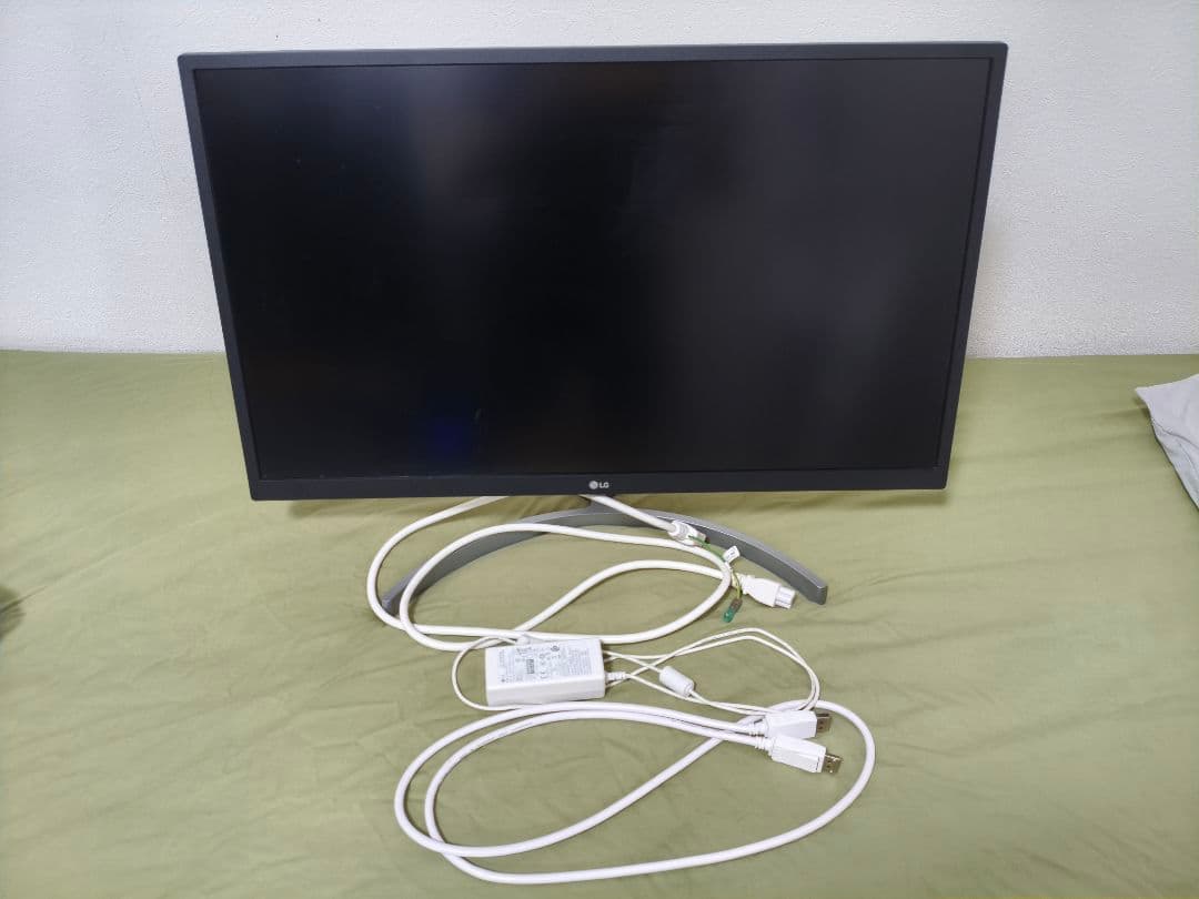 lg 27ul550-w 27インチ4Kモニター