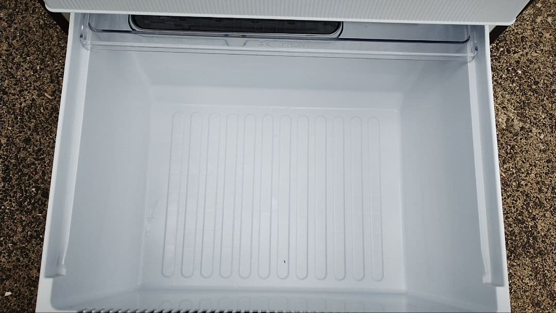 近隣地域無料配送★美品★自動製氷機能付きプラズマクラスター搭載4ドア大容量冷蔵庫