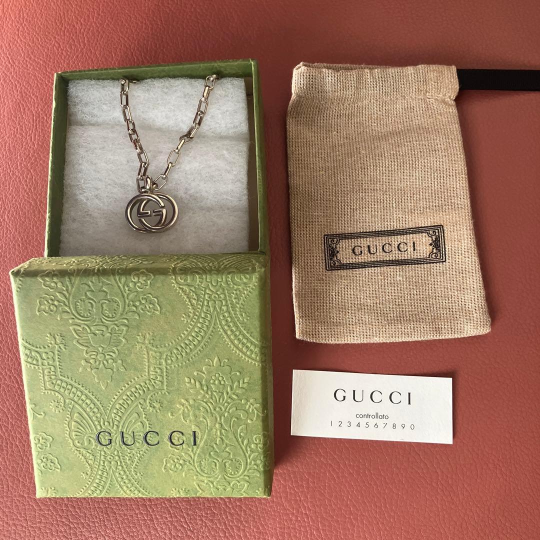 GUCC I ネックレス