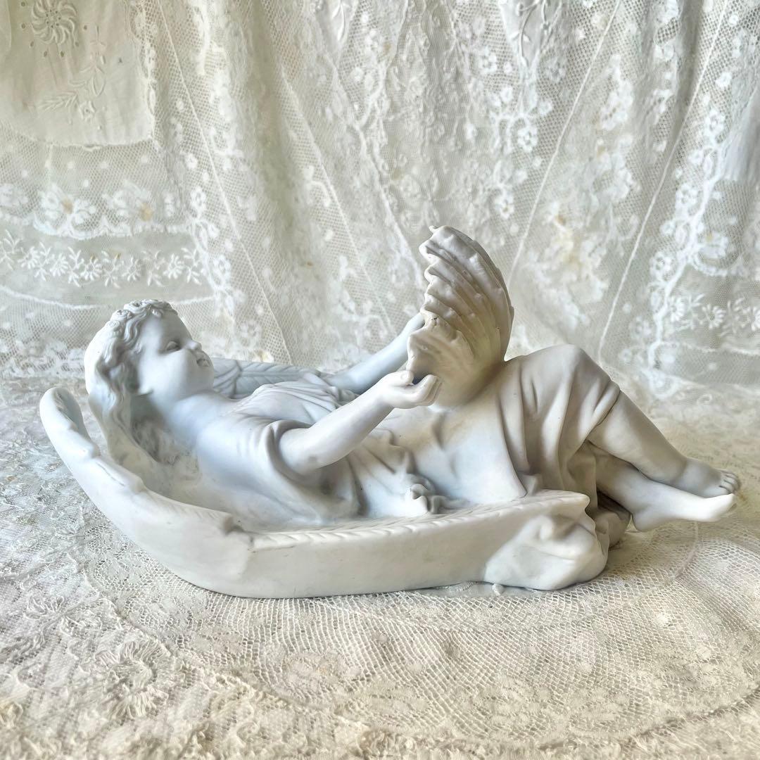 【大きめ】花輪を被った天使の聖水盤　フランスアンティーク　ベネチエ　エンジェル
