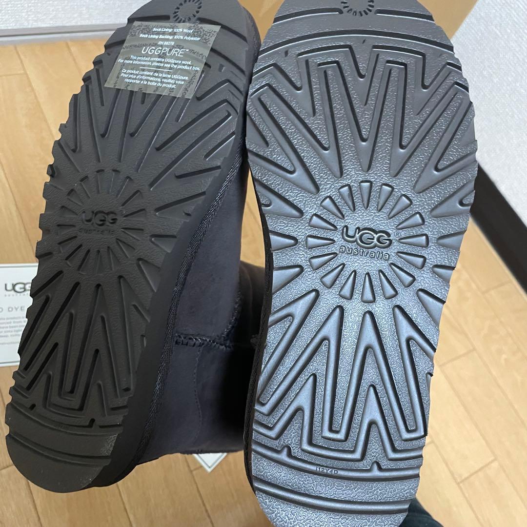 新品 未使用 UGG アグ W クラシック ショート チョコレート 22センチ