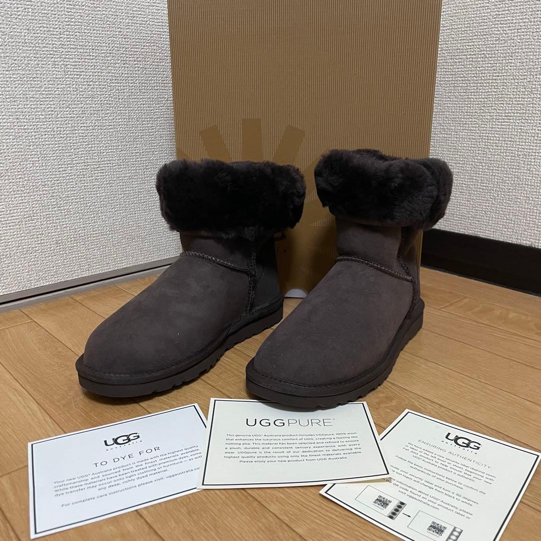 新品 未使用 UGG アグ W クラシック ショート チョコレート 22センチ