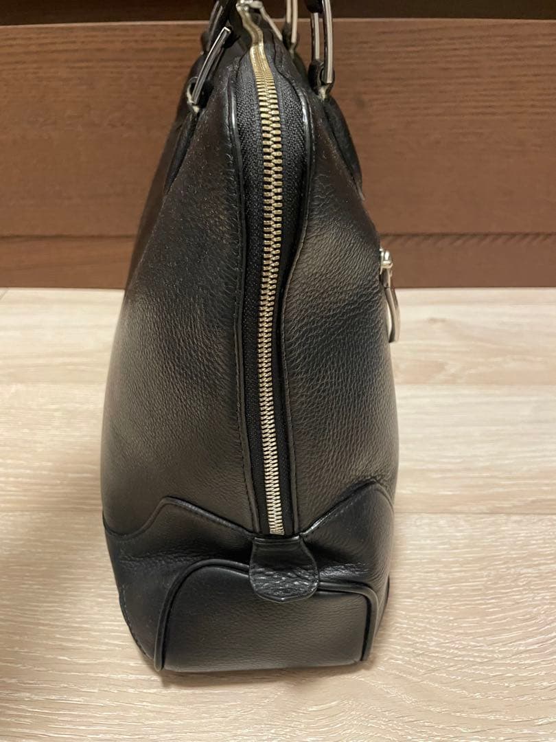 ペッレモルビダ Maiden Voyage シュリンクレザー ビジネスバッグ 黒