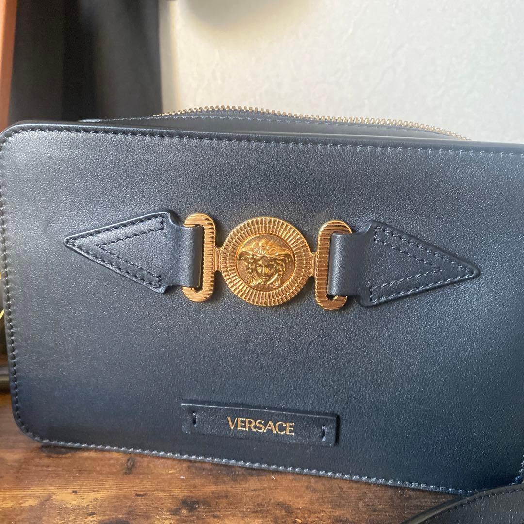 versace メッセンジャーバッグ