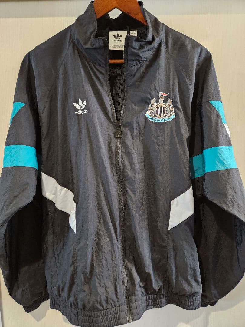 adidas Originalsニューカッスル・ユナイテッドFCトラックトップ