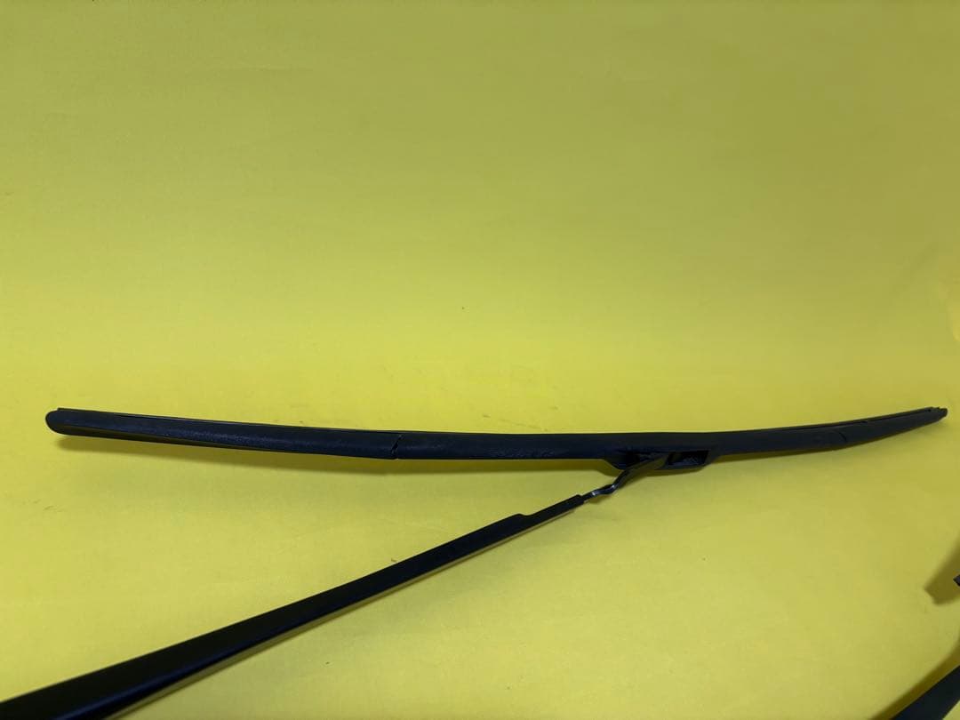 ビビり防止トヨタ純正 アルファード30系後期型 ワイパーアーム ブレードセット