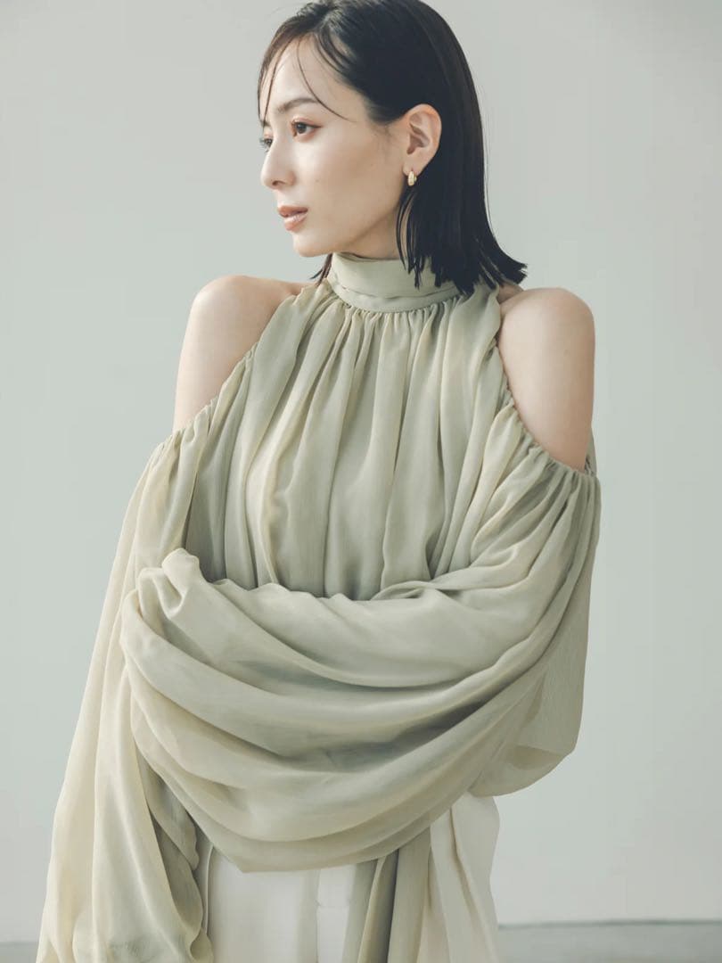 【美品】シフォンボリュームブラウス セージグリーン アニュアンス