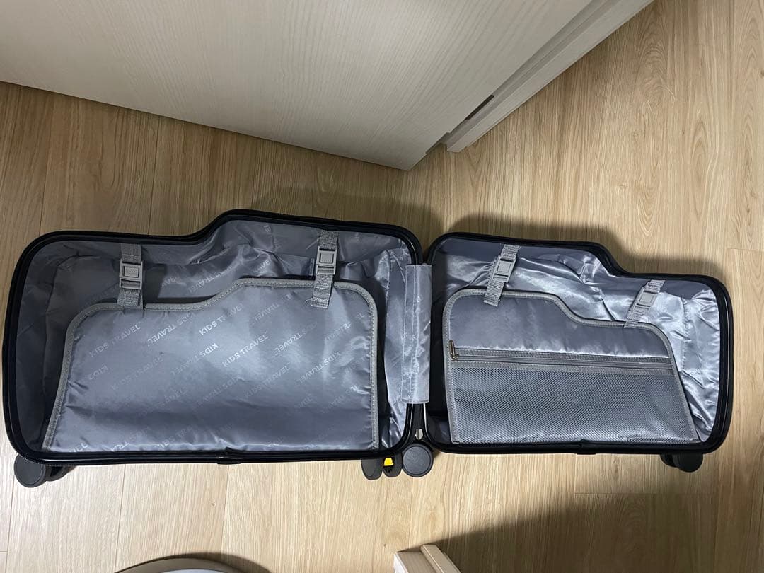 キッズトラベル　mini ブラック　黒　機内持込　スーツケース