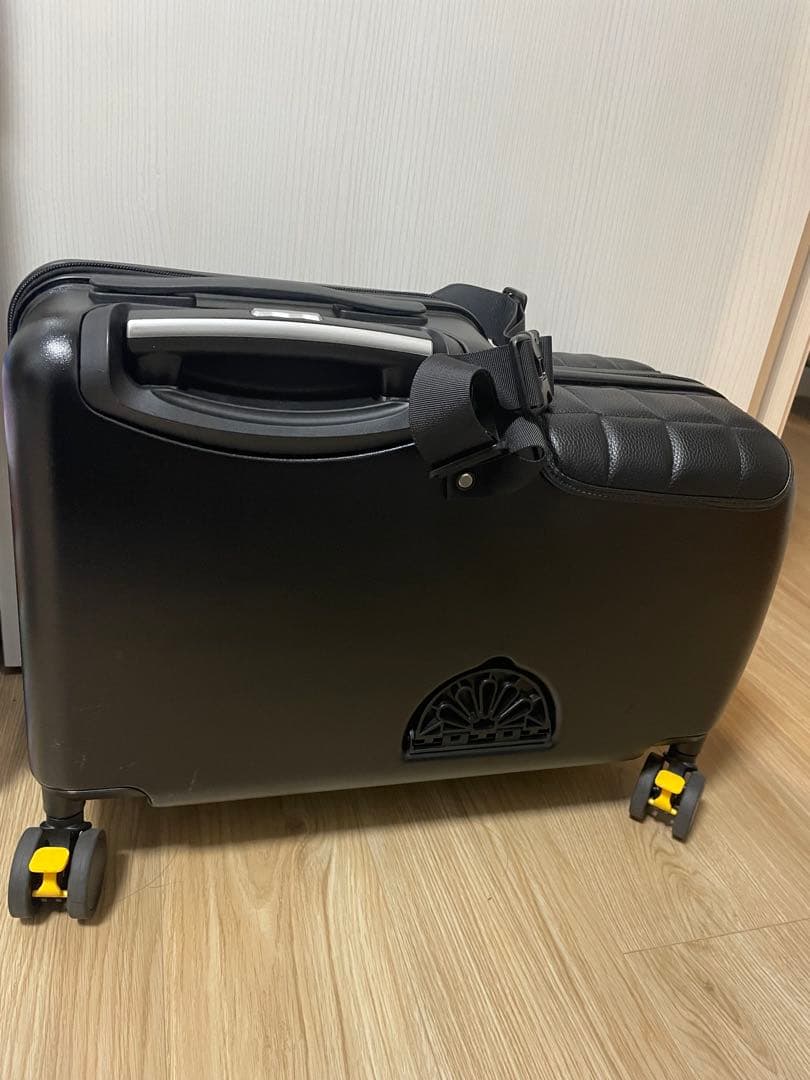 キッズトラベル　mini ブラック　黒　機内持込　スーツケース