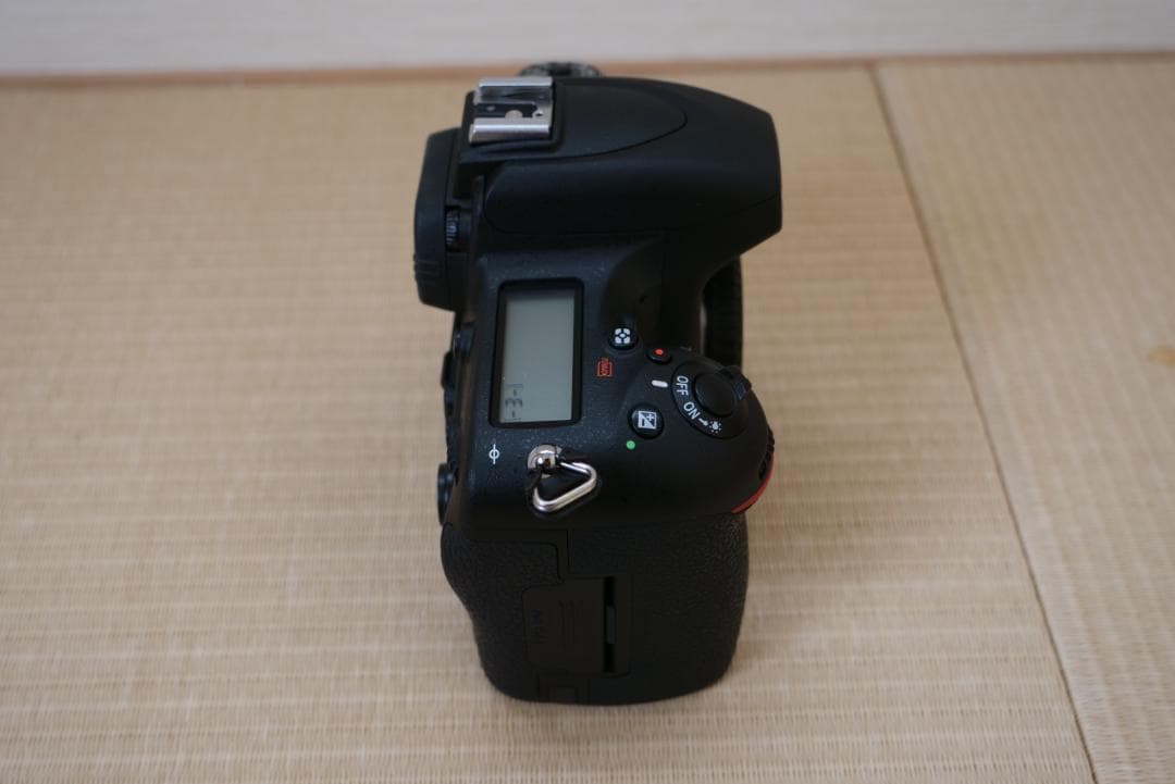 ニコン　D750　超美品　シャッター回数2,555回　元箱付き