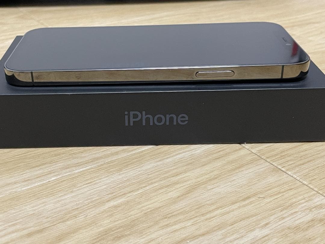 Apple iPhone 12 Pro 128GB グラファイト SIMフリー