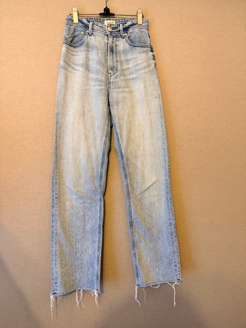 【美品】YANUK ヤヌーク ボーイズストレートLEA / COF デニム 23