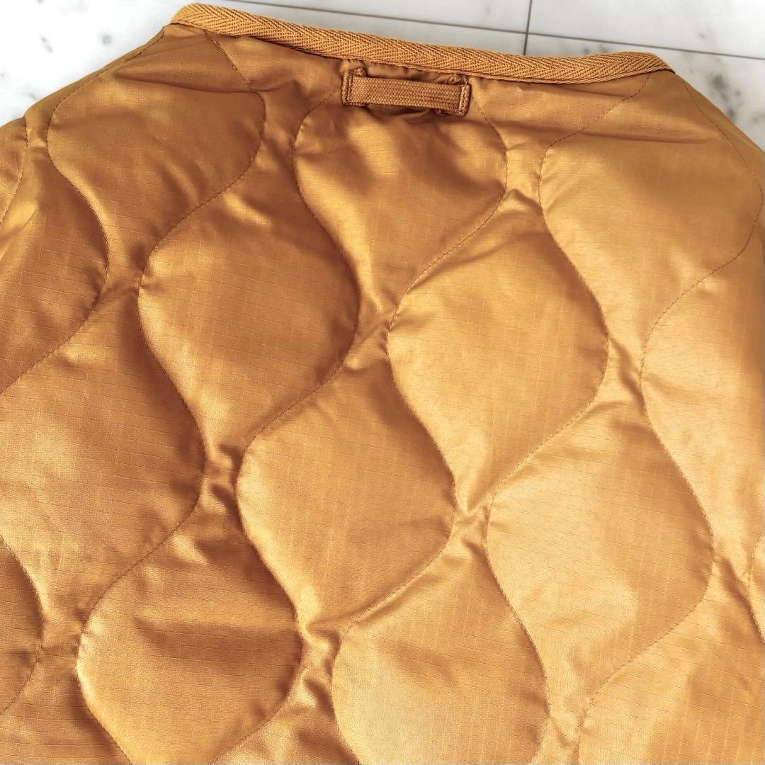 極美品　タイオン　ミリタリー リバーシブルクルーネックダウンジャケット　ボア