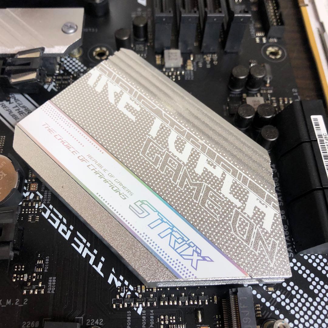 ROG STRIX B550-A GAMING マザーボード CPU メモリー