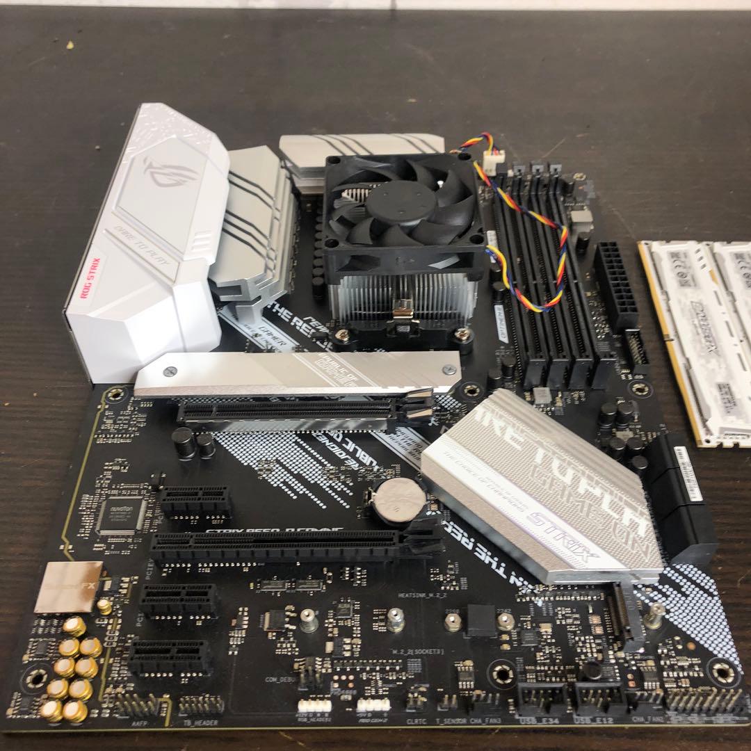 ROG STRIX B550-A GAMING マザーボード CPU メモリー