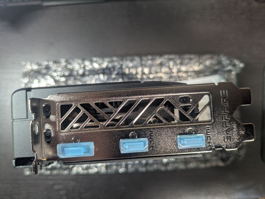 グラフィックボード・グラボ・ビデオカード Sapphire Pulse Radeon RX 9060 XT 16GB