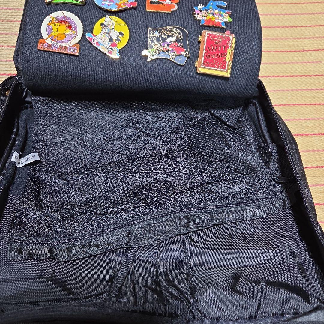 ディズニーピンバッチバックごと