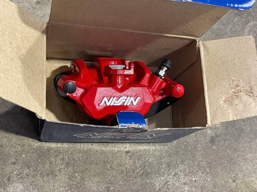 グロム　NSR50 NISSIN ブレーキキャリパー 未使用
