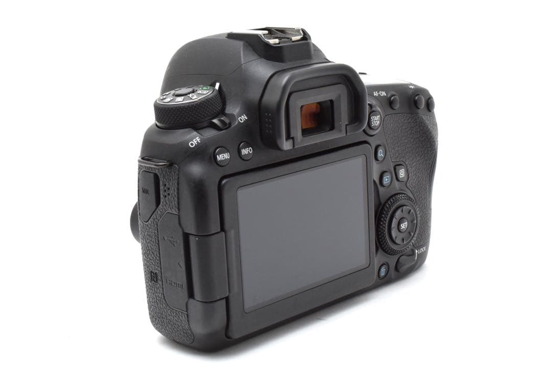 デジタルカメラ Canon EOS 6D Mark II / Canon EF 75-300mm