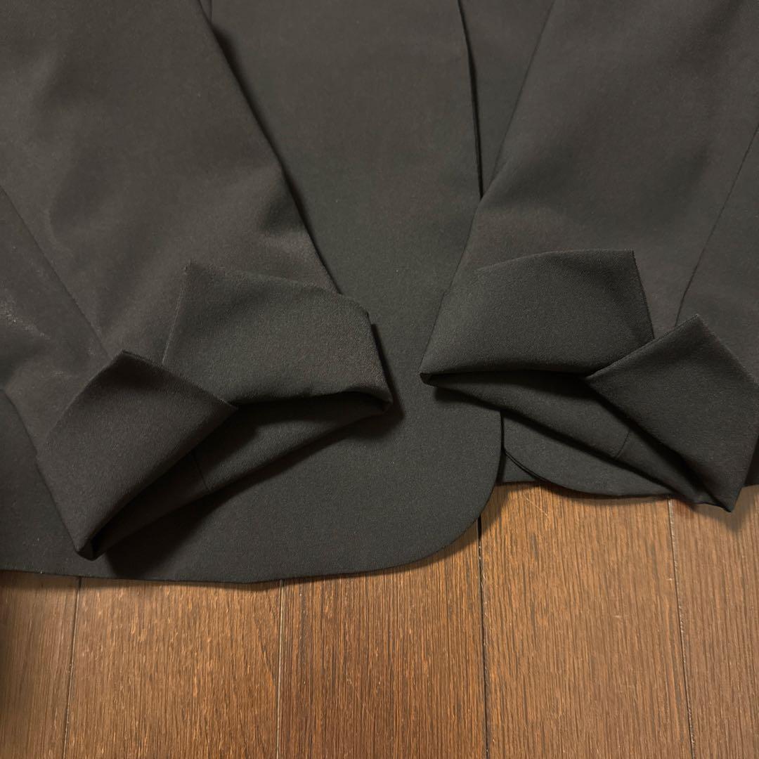 プラステ　ノーカラージャケット　パンツスーツ