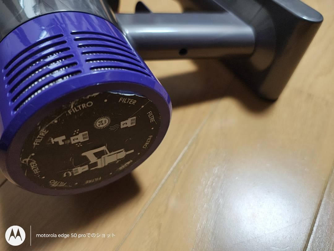 ダイソン★コードレス掃除機★V10本体★ＳV12★バッテリー新品と同等★10