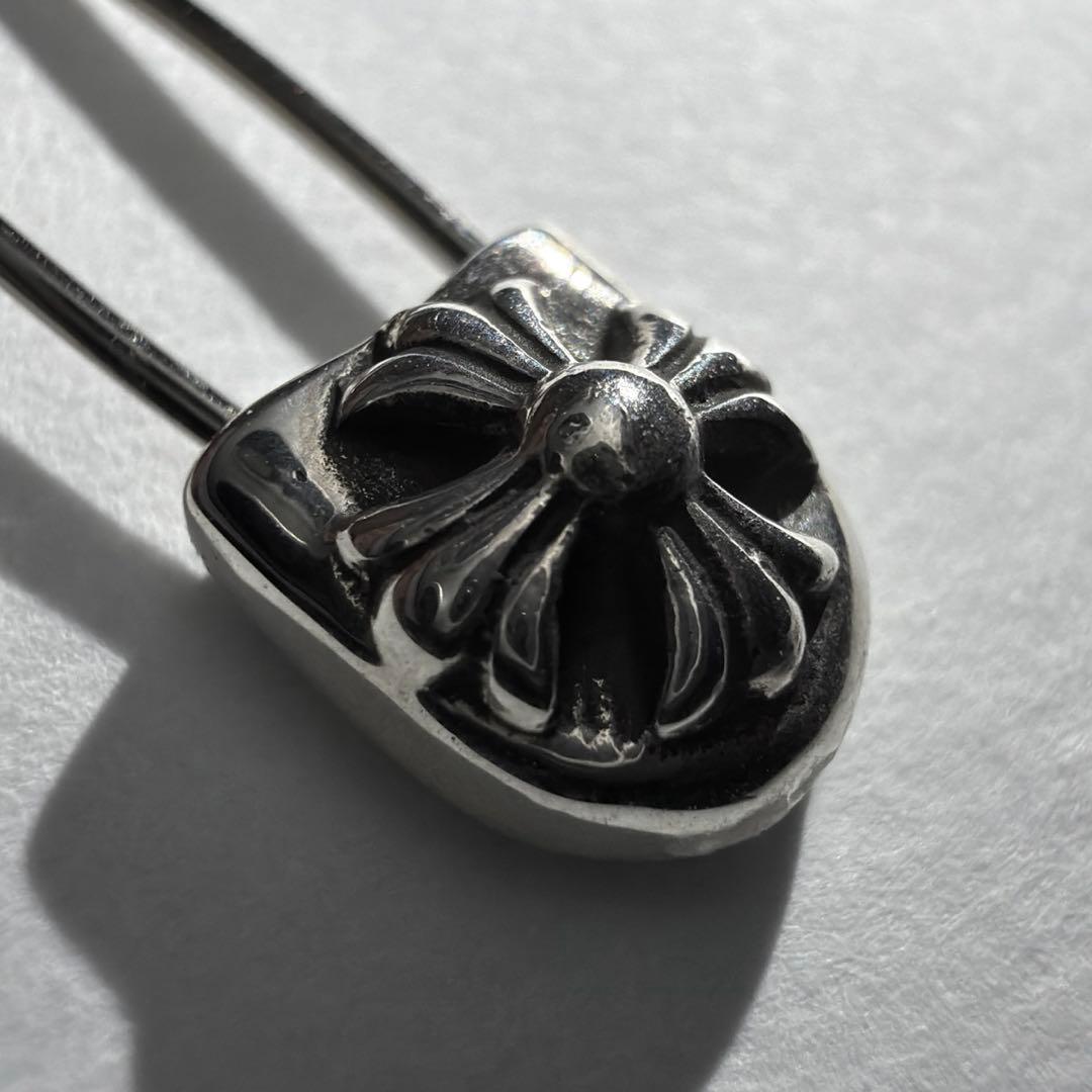 新品未使用　クロムハーツ セーフティピン