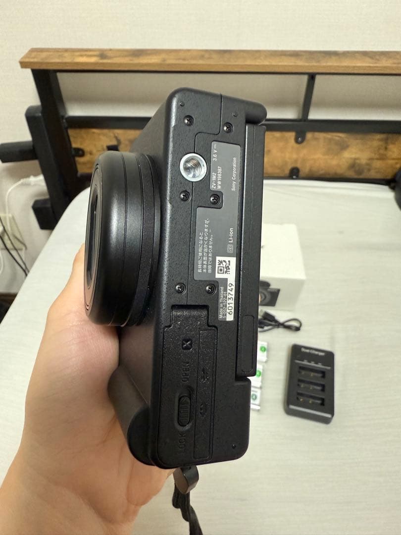 Sony ZV-1M2 Vlogカメラ