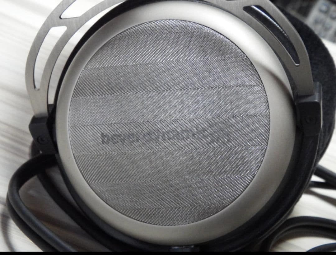ヘッドホン beyerdynamic T1 1st