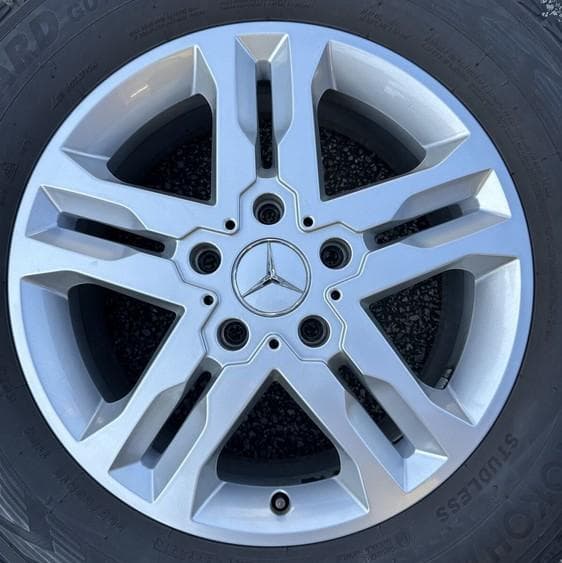 江*ス様 ■美品■4本W463純正ホイール+スタッドレスGクラスゲレンデ265/