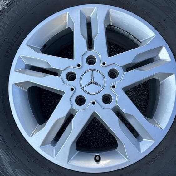 江*ス様 ■美品■4本W463純正ホイール+スタッドレスGクラスゲレンデ265/