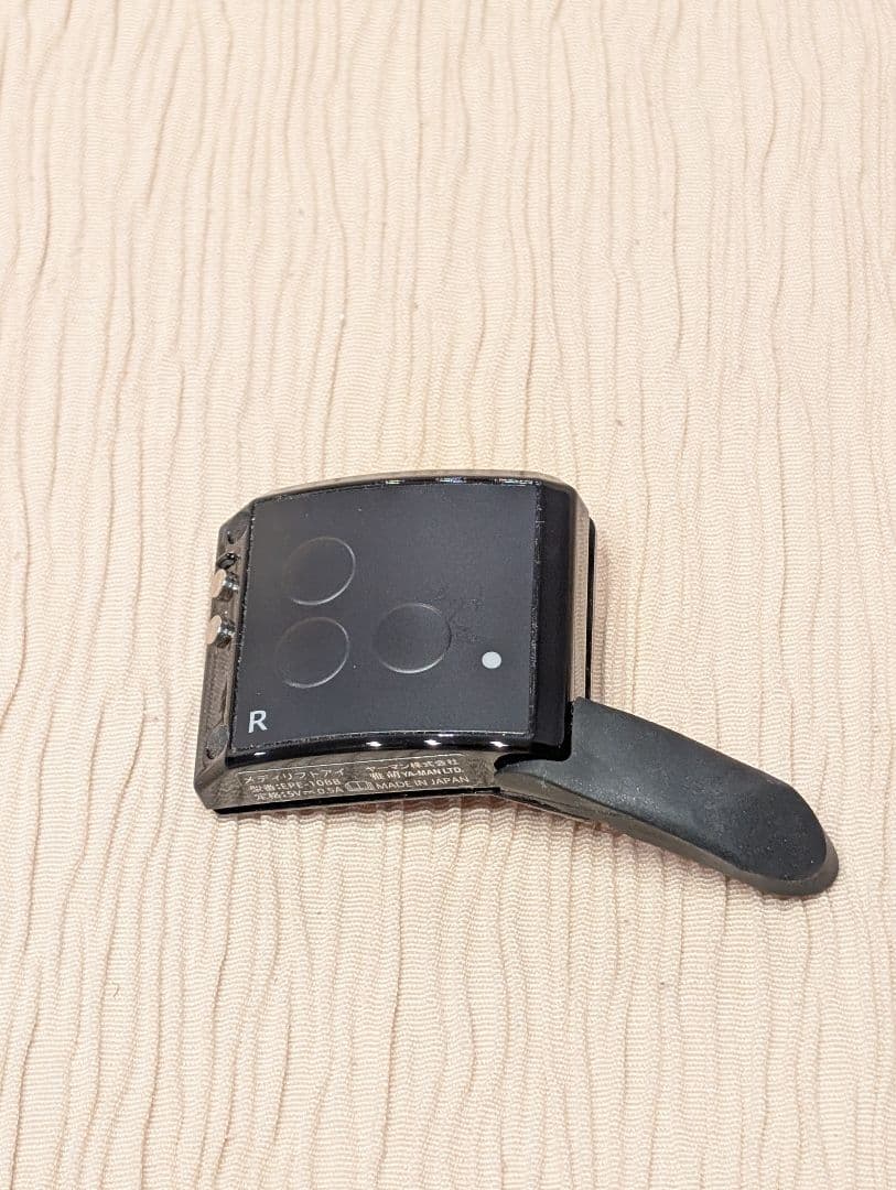 【人気・美品】ヤーマン　メディリフトアイ